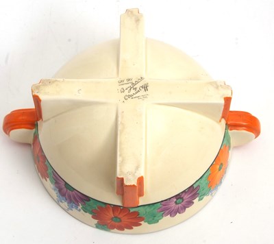 Lot 9 - A Clarice Cliff Odilon shaped Art Deco bowl in...