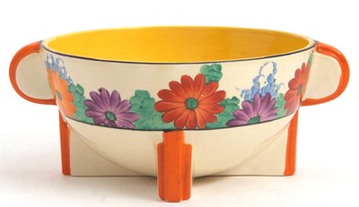 Lot 9 - A Clarice Cliff Odilon shaped Art Deco bowl in...
