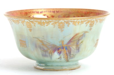 Lot 17 - A small Wedgwood lustre bowl decorated with...