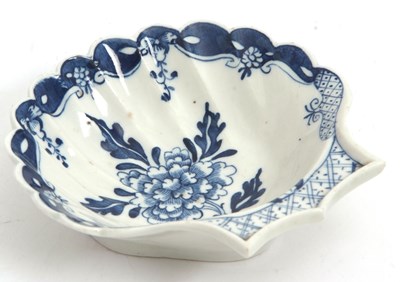 Lot 21 - A Lowestoft porcelain pickle dish circa 1765...