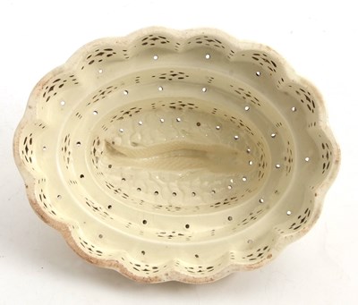 Lot 26 - A rare late 18th Century cream ware curd...