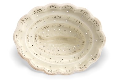 Lot 26 - A rare late 18th Century cream ware curd...