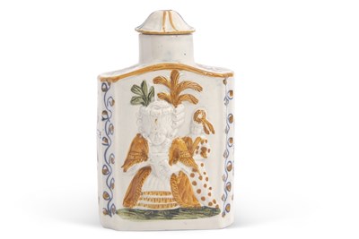 Lot 27 - A Pratt ware tea caddy and cover decorated in...