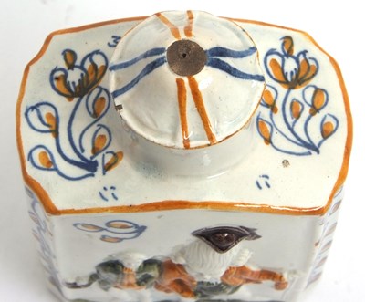 Lot 27 - A Pratt ware tea caddy and cover decorated in...