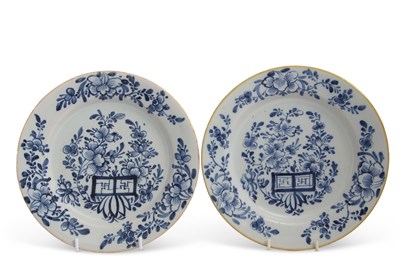 Lot 35 - A pair of mid 18th Century Delft plates with...