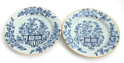 Lot 35 - A pair of mid 18th Century Delft plates with...