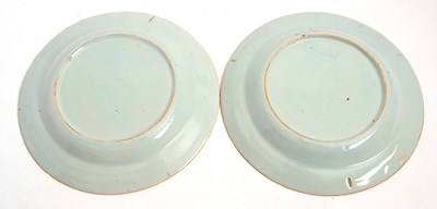 Lot 35 - A pair of mid 18th Century Delft plates with...