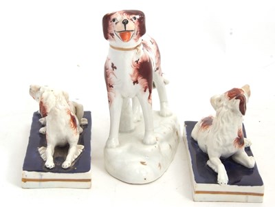 Lot 47 - A pair of mid 19th Century English porcelain...