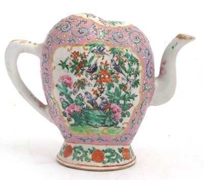 Lot 50 - A 19th Century Cantonese porcelain Cadogan...