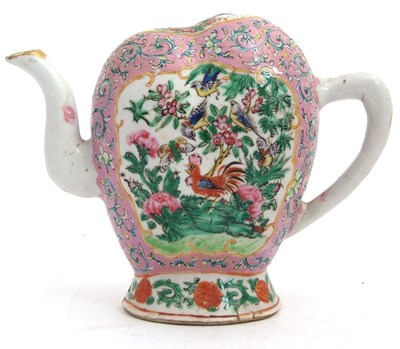 Lot 50 - A 19th Century Cantonese porcelain Cadogan...