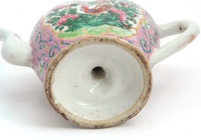 Lot 50 - A 19th Century Cantonese porcelain Cadogan...