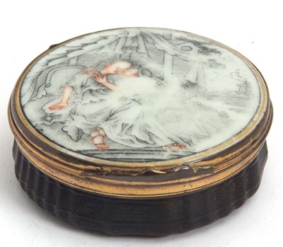 Lot 51 - A small Chinese trinket box with tortoiseshell...