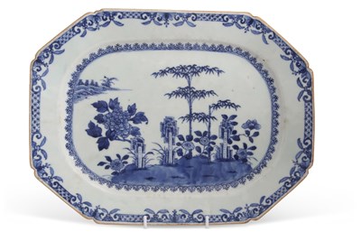 Lot 58 - An 18th Century Chinese Export porcelain dish...