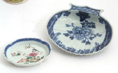 Lot 60 - Group of 18th Century Chinese porcelain wares,...