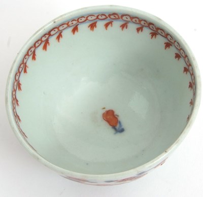 Lot 60 - Group of 18th Century Chinese porcelain wares,...