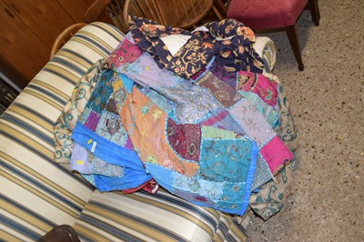 Lot 326 - Mixed Lot: Bedspead, patio curtains etc