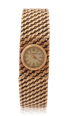 Lot 360 - A 9ct gold ladies Jaeger LeCoultre wristwatch...