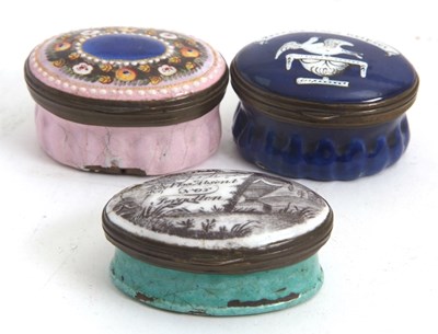 Lot 84 - A group of three 18th Century Bilston enamel...