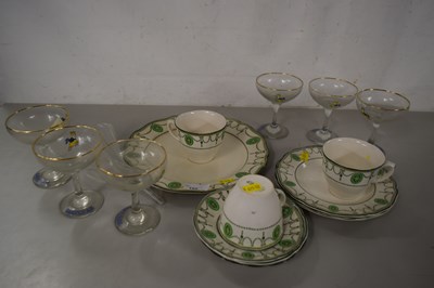 Lot 195 - Mixed Lot: Babycham glasses, quantity of Royal...