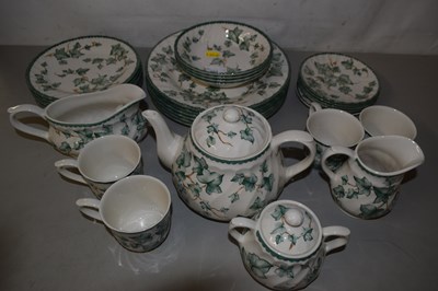 Lot 232 - A quantity of BHS Ivy Leaf tea wares