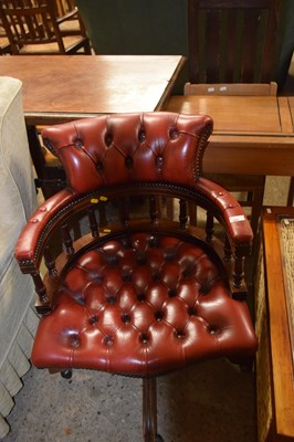 Lot 285 - Modern red leather office chair