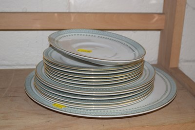 Lot 526 - A quantity of Royal Doulton Berkshire tea and...