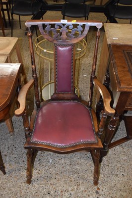 Lot 326 - An Edwardian armchair