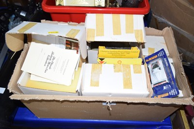 Lot 593 - Box of model cars