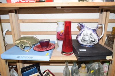 Lot 634 - Mixed Lot: Ceramics and glass including Wedgwood