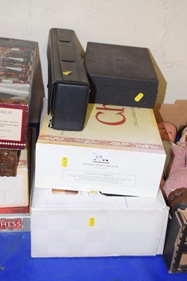 Lot 670 - Quantity of chess sets to include Shanghai...