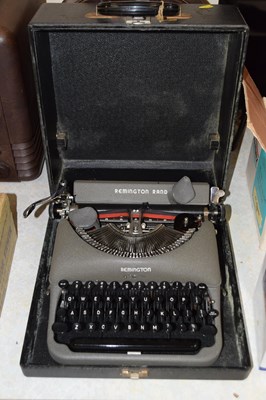 Lot 700 - Vintage Remington typewriter