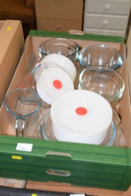 Lot 757 - Box of Pyrex kitchen wares