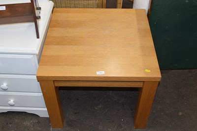 Lot 792 - A light oak finish coffee table