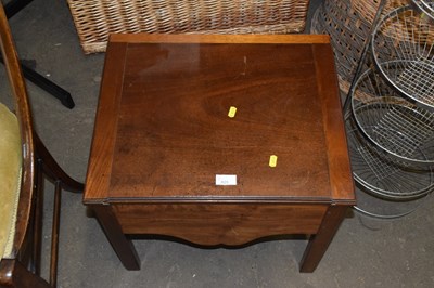 Lot 825 - A Victorian mahogany box commode