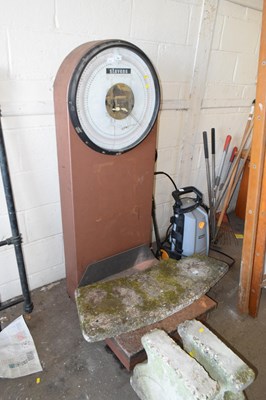 Lot 835 - Pair of large Stevens 100kg scales