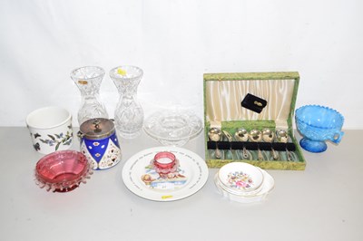 Lot 27 - Various china wares, pin dishes, Johnson Bros...