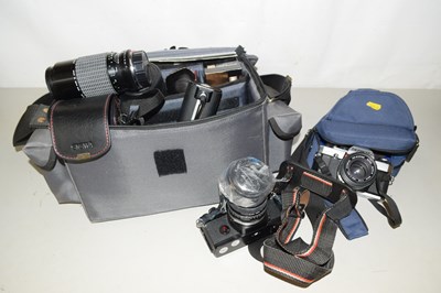 Lot 533 - Olympus OM20 SLR, Olympus OM4 SLR and a...