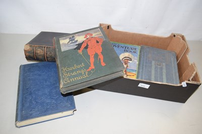 Lot 612 - Assorted books