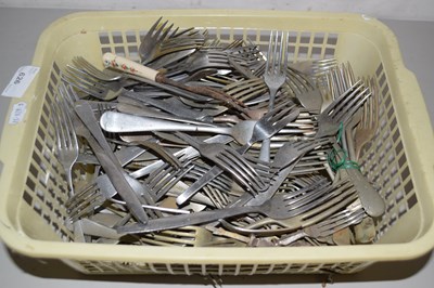Lot 626 - Flatware