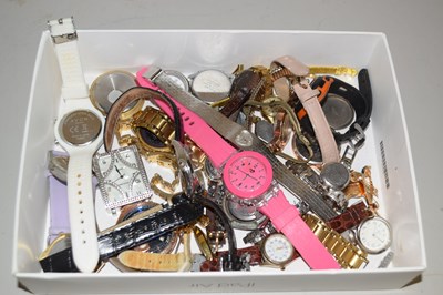 Lot 141 - Box containing a quantity of wristwatches