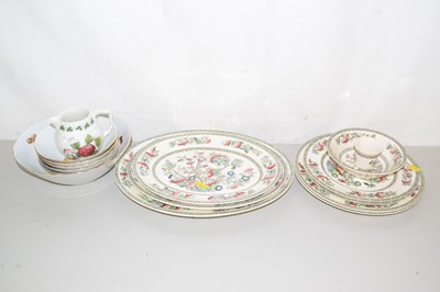 Lot 171 - Collection of china wares including Johnson...