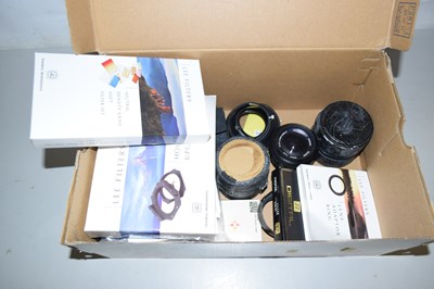 Lot 192 - Box of camera accessories