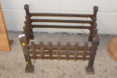 Lot 360 - An iron fire grate