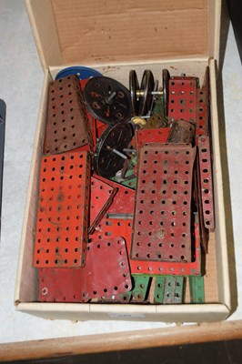 Lot 680 - Box of assorted Meccano