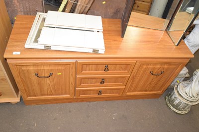Lot 821 - Modern sideboard