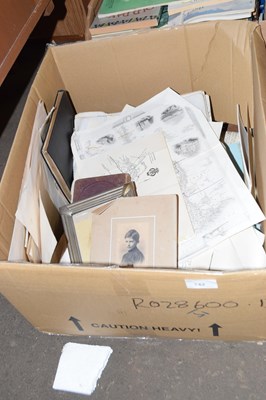 Lot 742 - A box of vintage photographs, ephemera etc