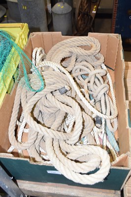 Lot 750 - Box of rope