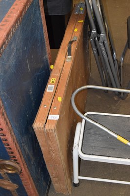 Lot 790A - A folding pasting table