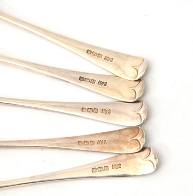 Lot 81 - Five George V silver teaspoons, initialled,...
