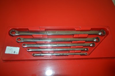 Lot 6 - A Snap-on torque long 10 degree off set wrench...
